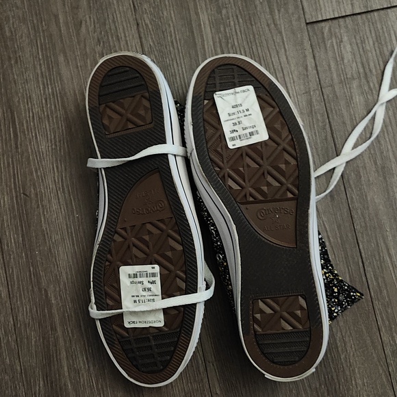 paint style Converse - Picture 2 of 3